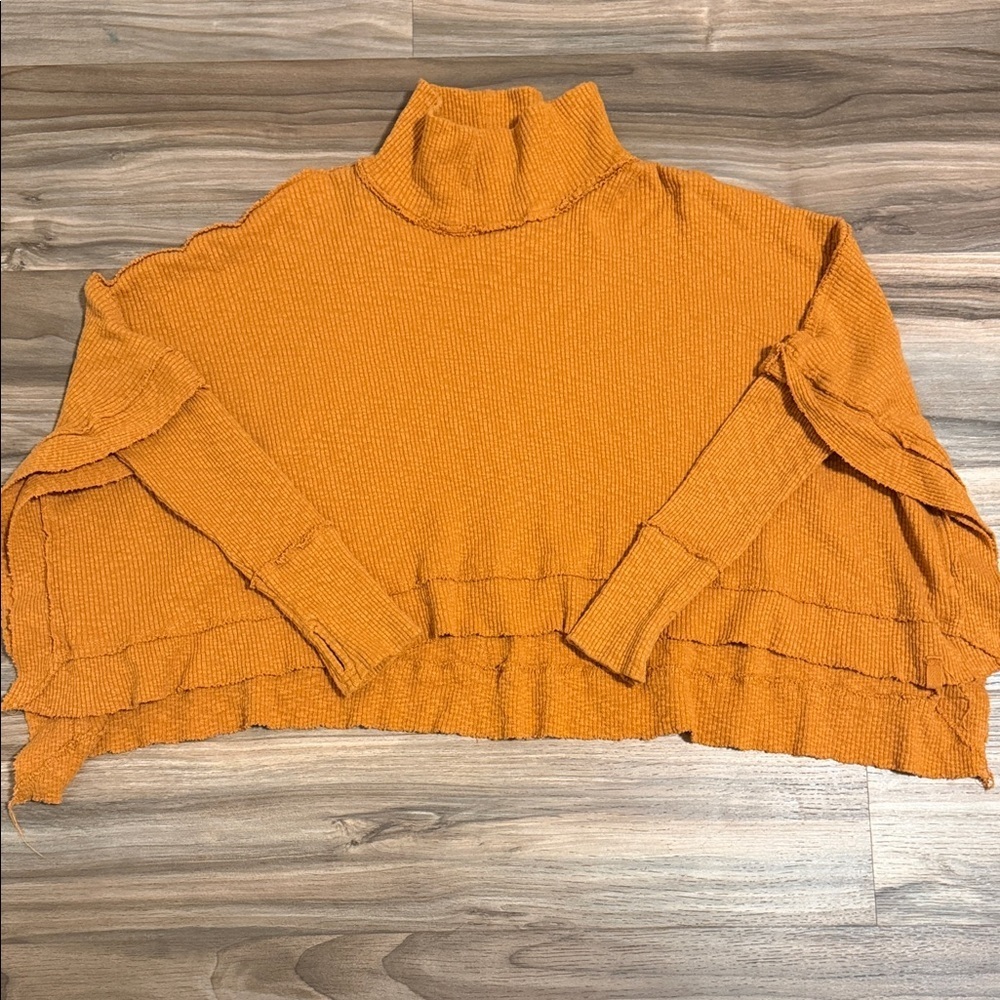 We The Free Moon Daisy Mockneck Oversized Thermal Pullover Women’s Sz. XS Orange